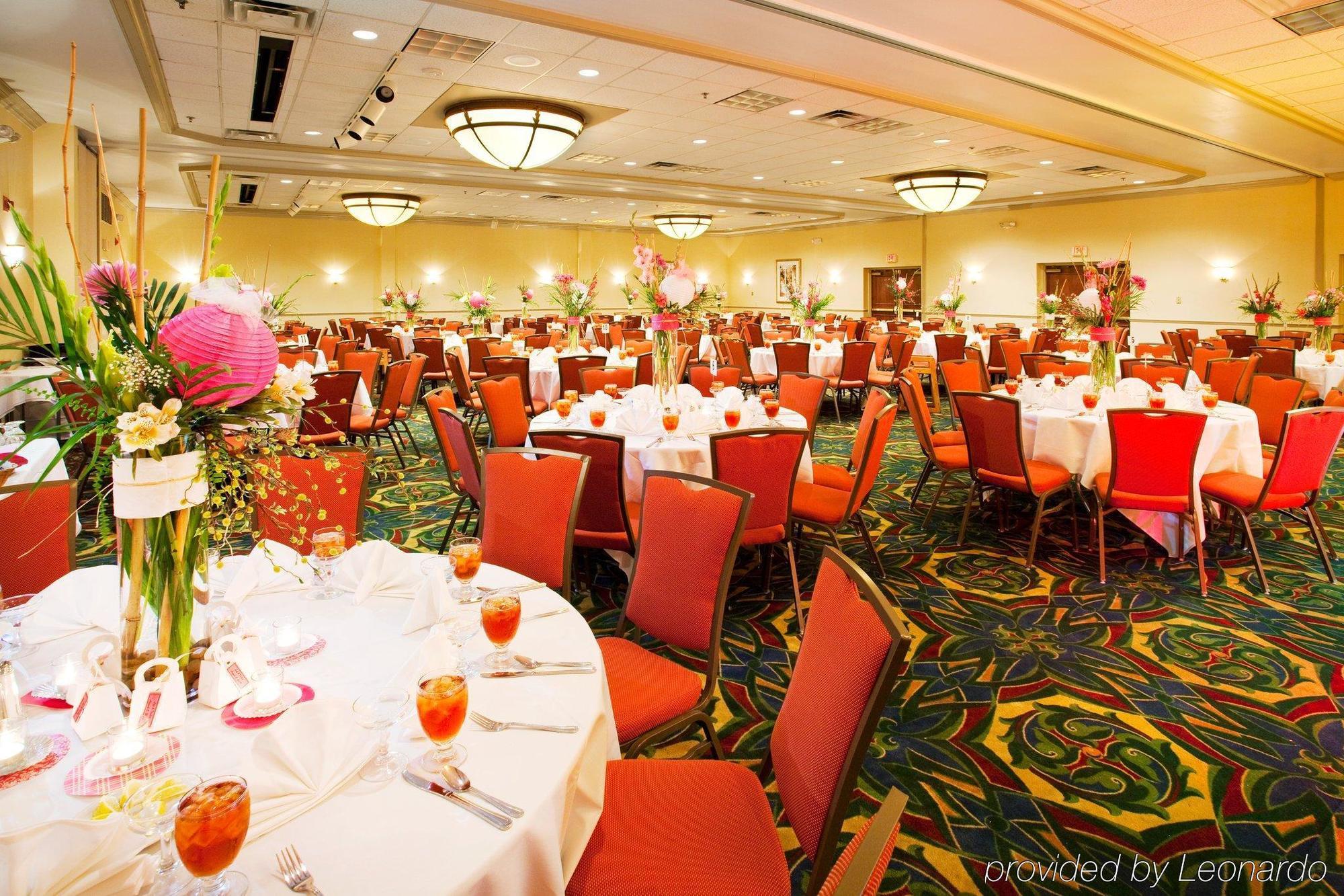 Nashville Airport Marriott Restaurant photo