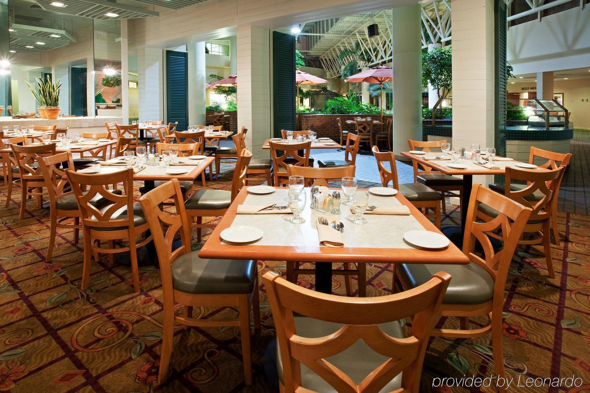 Hilton Nashville Airport Restaurant photo