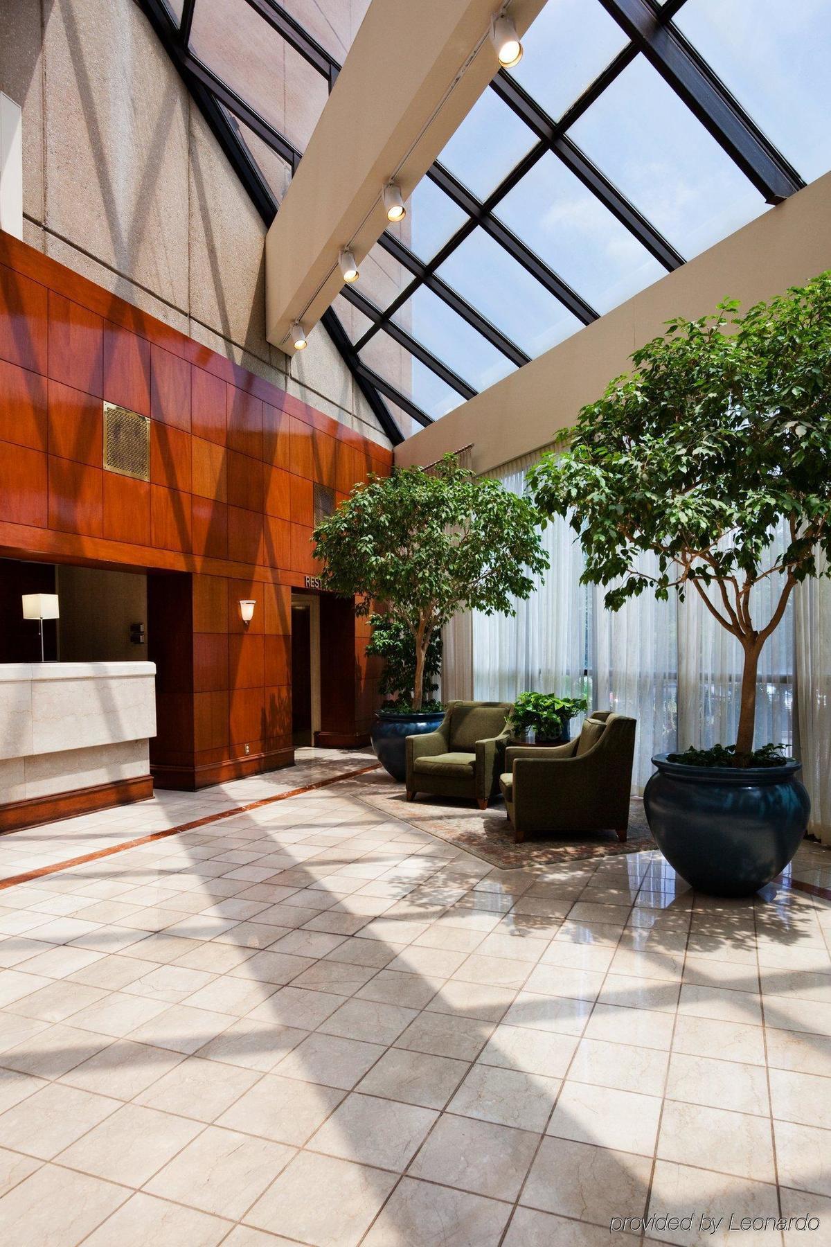 Nashville Airport Marriott Interior photo